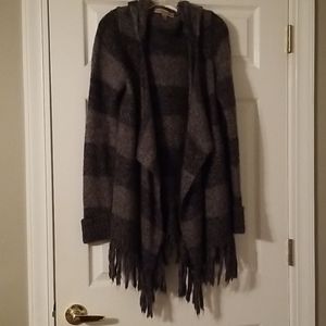 Hooded sweater cardigan type